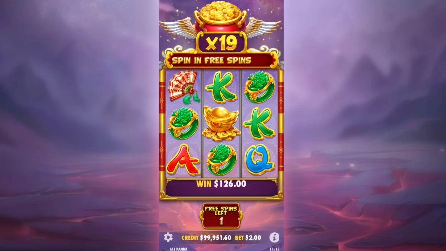 Screenshot of Lucky Phoenix slot