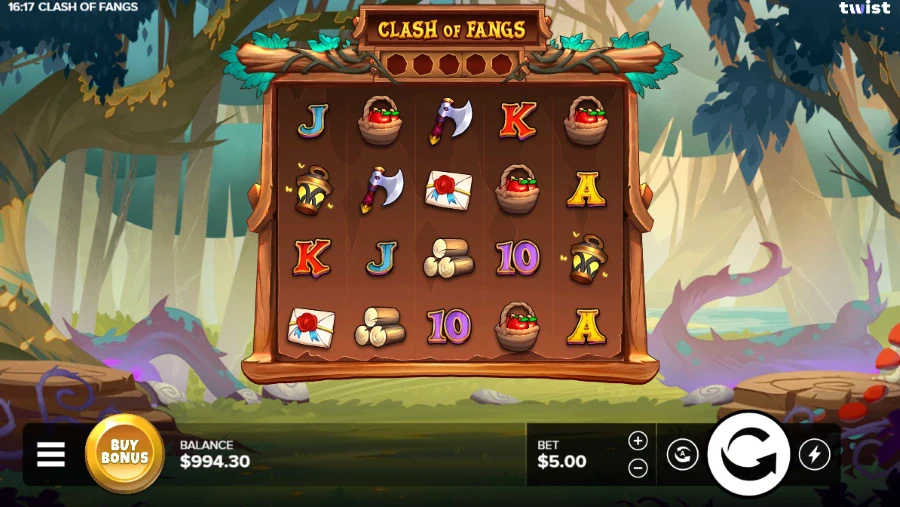 Clash of Fangs Slot Base Game